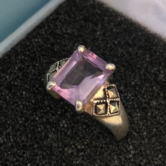 Sterling Silver & CZ Marcasite Ring - Picture 4 of 4